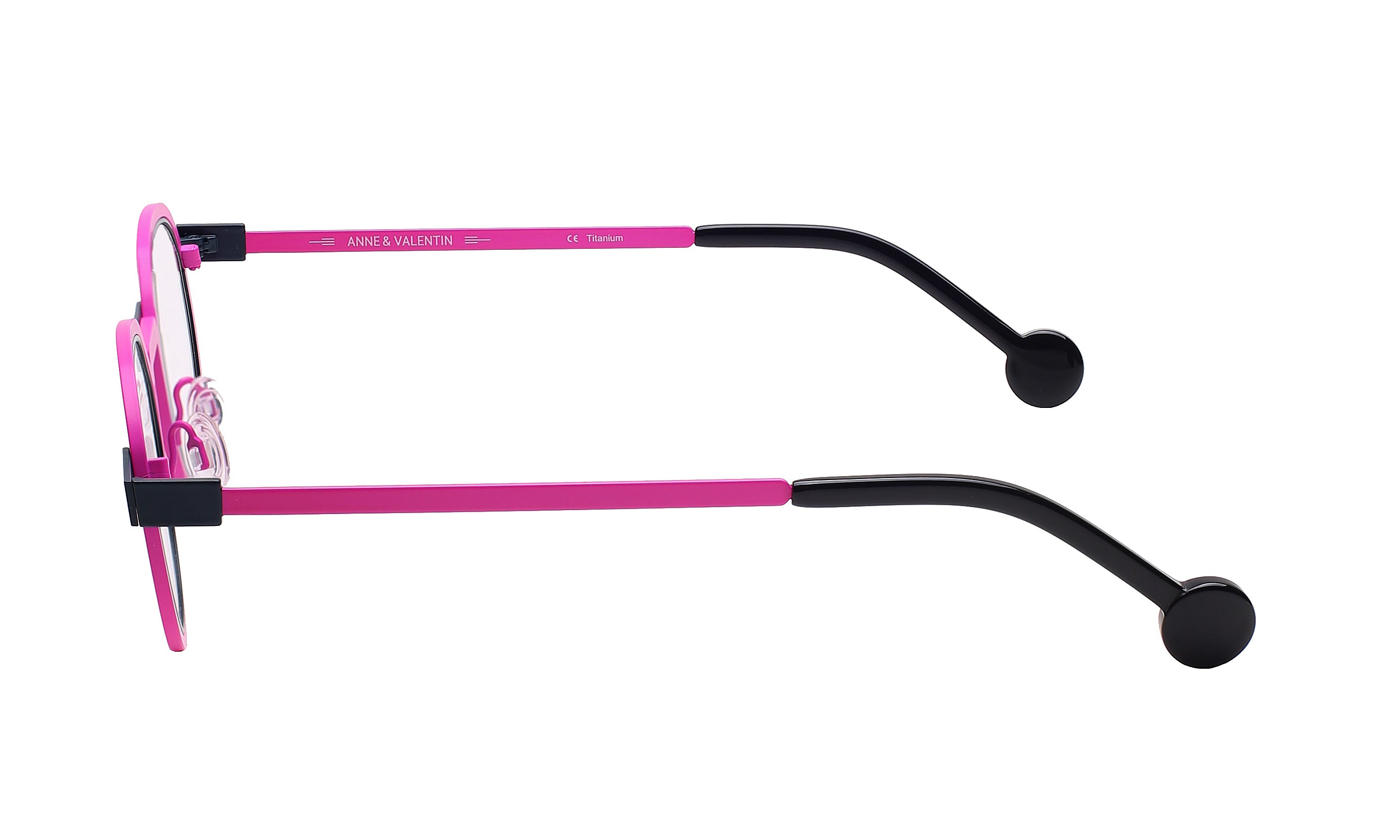 Anne Et Valentin Wellseen 25a24 Lateral